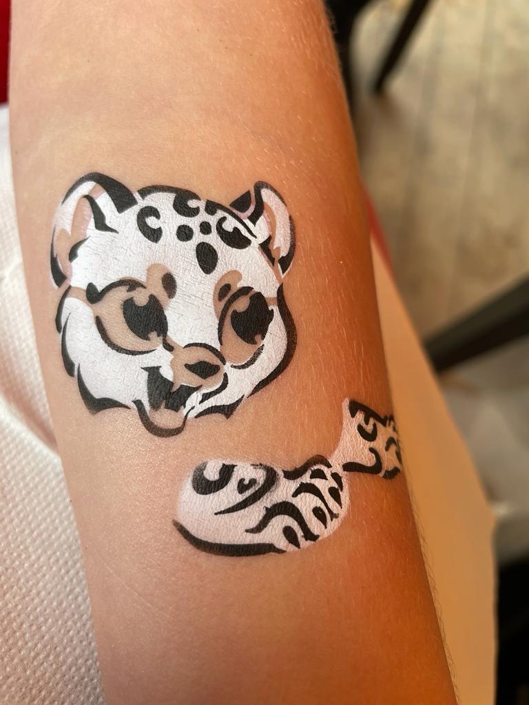 Airbrush tattoo